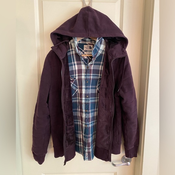 North Face Plaid flannel button down shirt. size XL. - Picture 5 of 9